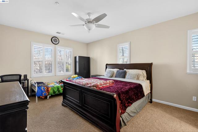 86 S Cortadillo St, Mountain House CA: https://media.crmls.org/mediaz/f50f9475-e736-4f59-a248-f91af1b691dd.jpg