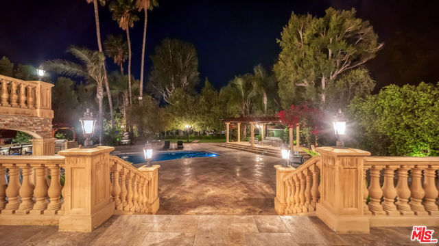 10801 Bothwell Road, Chatsworth CA: https://media.crmls.org/mediaz/f50fa633-c3e5-4e8d-8769-1f685cb5ce01.jpg