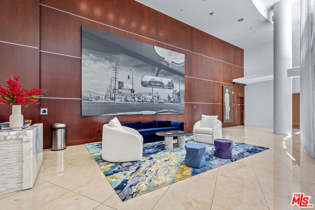13700 MARINA POINTE Drive, Marina del Rey CA: https://media.crmls.org/mediaz/f51061b4-b70b-4be5-bfc7-ab9a77cd23b8.jpg