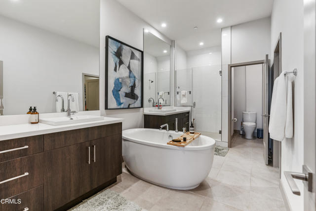Detail Gallery Image 18 of 28 For 820 Mission St #210,  South Pasadena,  CA 91030 - 3 Beds | 4 Baths