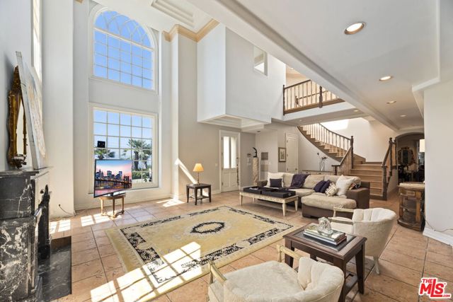 14330 Mulholland Drive, Los Angeles CA: https://media.crmls.org/mediaz/f511763b-39e6-44e8-a54c-b70f044075b5.jpg