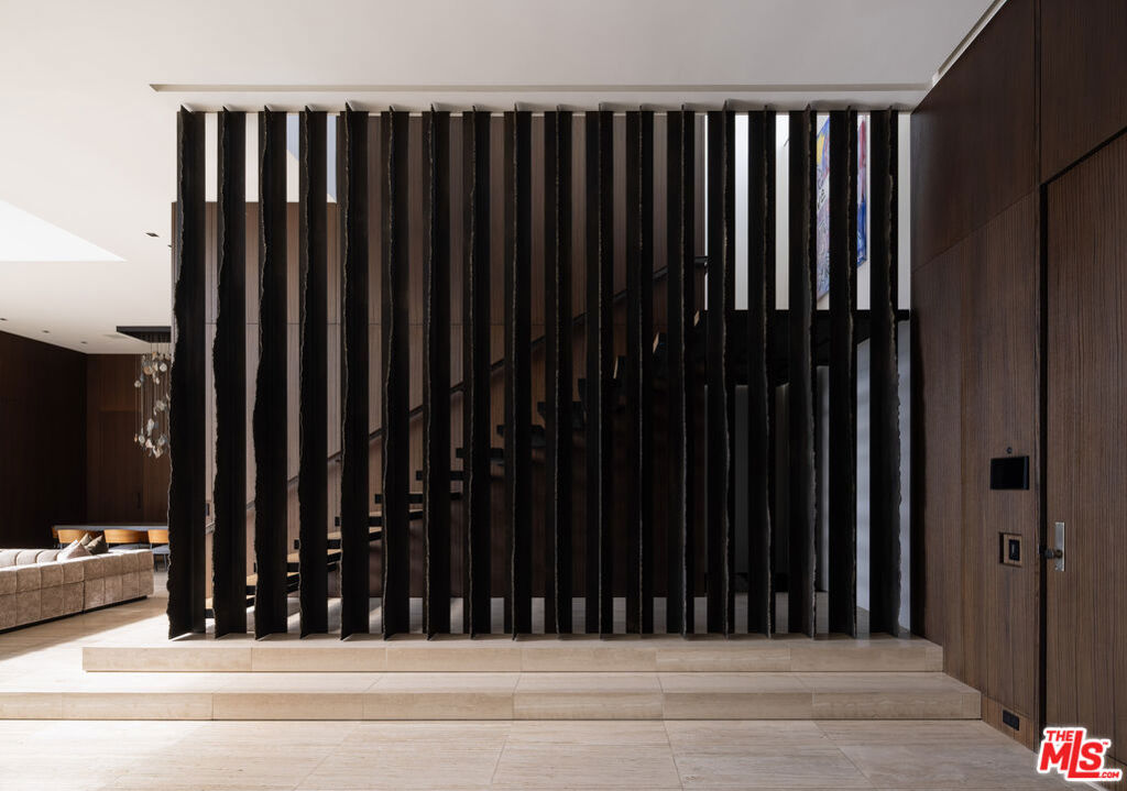 MLS #25597515 image #15