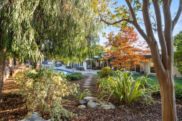 814 Gail Avenue, Sunnyvale CA: https://media.crmls.org/mediaz/f512365a-e510-4d41-9599-32f6dd234400.jpg