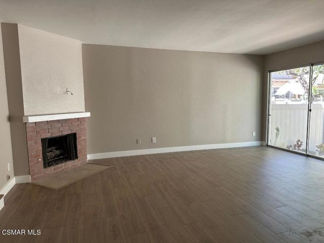 1283 Ramona Drive, Newbury Park CA: https://media.crmls.org/mediaz/f5124258-dfa0-4997-89ba-ce8e8300c08f.jpg