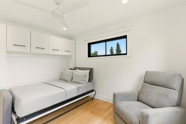 240 Bancroft Road, Burlingame CA: https://media.crmls.org/mediaz/f512b2e2-8aff-4dc3-902e-e0af29bbb853.jpg