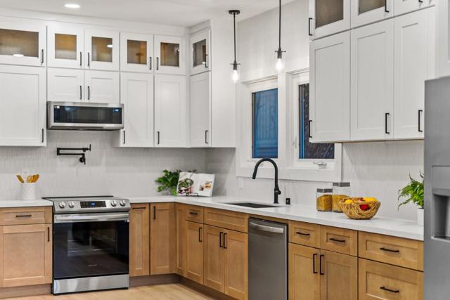 416 S 6th Street, San Jose CA: https://media.crmls.org/mediaz/f512e7ed-91b1-49a0-8985-f0477f0343c9.jpg