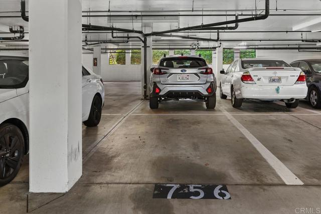 7565 Charmant Dr, San Diego CA: https://media.crmls.org/mediaz/f513502d-bac3-4e9d-8c3c-9a32f432ac3b.jpg