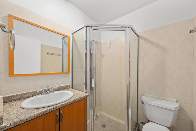 Detail Gallery Image 8 of 12 For 497 S El Molino Ave #102,  Pasadena,  CA 91101 - 2 Beds | 2 Baths
