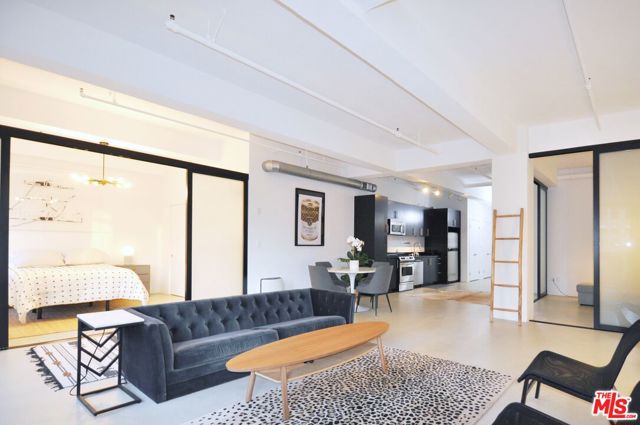 849 S Broadway, Los Angeles CA: https://media.crmls.org/mediaz/f513c394-7018-4d5f-b30c-7fde6c55d11e.jpg