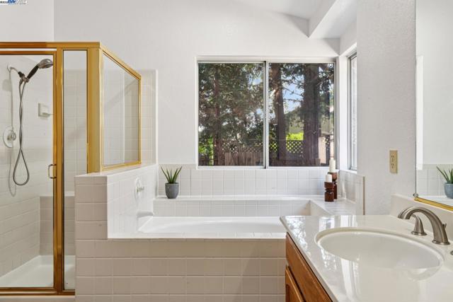 4415 Folsom Dr, Antioch CA: https://media.crmls.org/mediaz/f51595ef-3f62-4ad0-8acd-bb78a29dac75.jpg