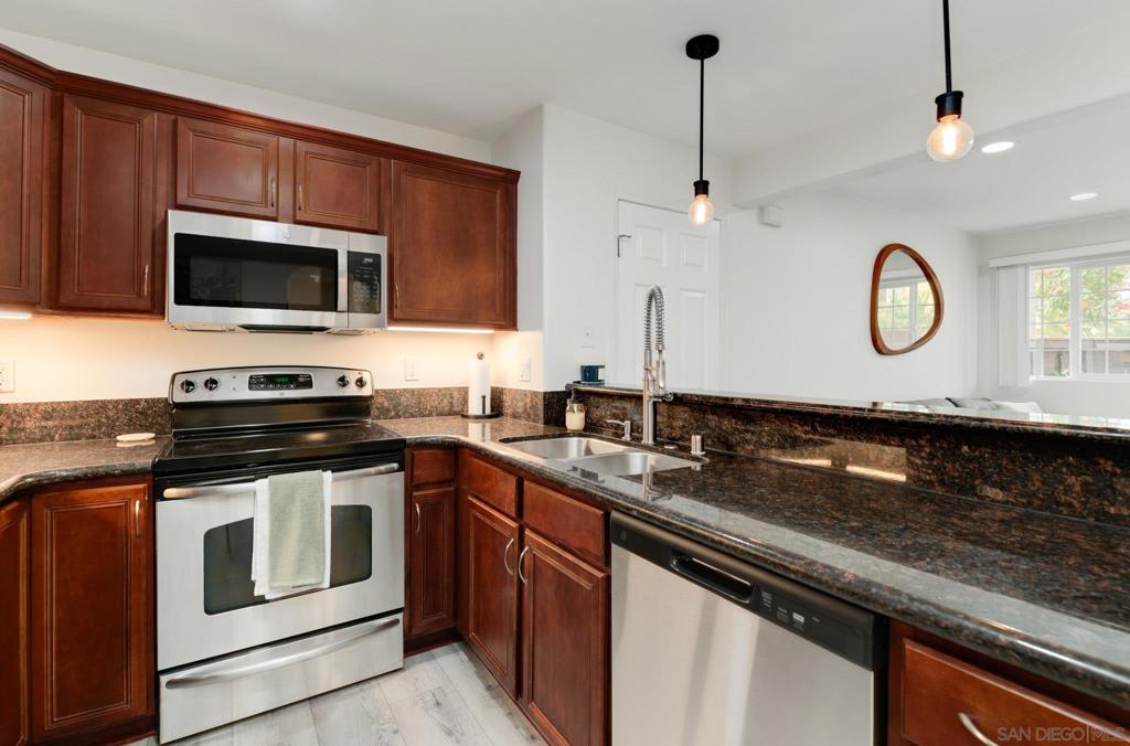 5402 Balboa Arms - photo 7
