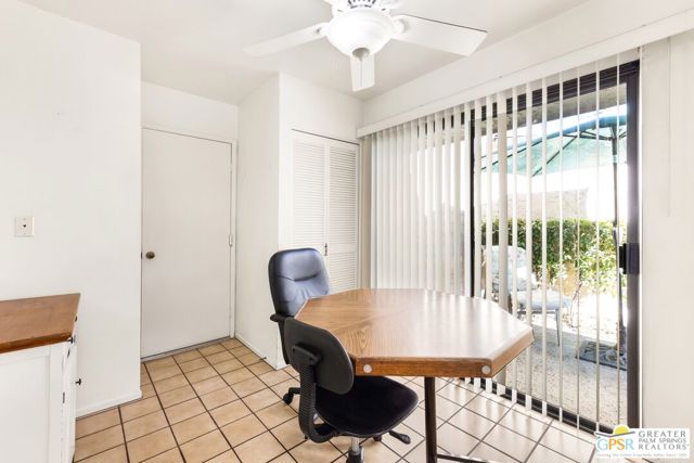 68541 Calle Alcazar, Cathedral City CA: https://media.crmls.org/mediaz/f5198f18-1c04-4e3b-aa29-3698e5e846c2.jpg