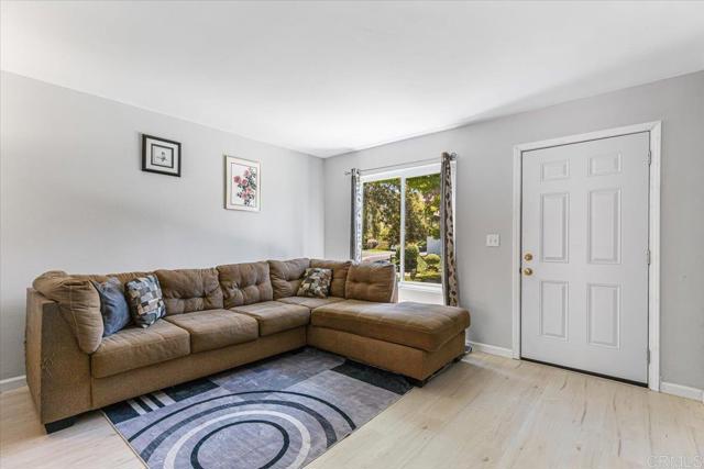 Detail Gallery Image 7 of 31 For 6670 Bell Bluff Ave, San Diego,  CA 92119 - 2 Beds | 1 Baths