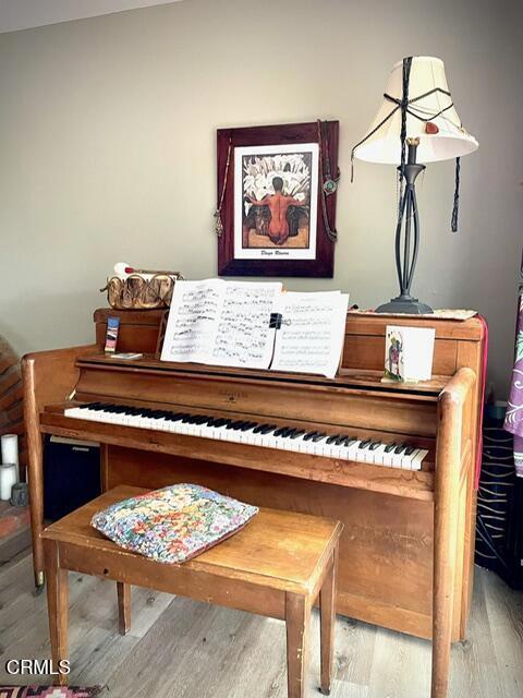 Detail Gallery Image 8 of 38 For 883 Moreno Dr, Ojai,  CA 93023 - 4 Beds | 3/1 Baths