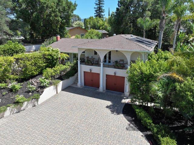 17274 Verdes Robles, Los Gatos CA: https://media.crmls.org/mediaz/f51aec56-cb3a-47be-8671-d644fe5d9707.jpg