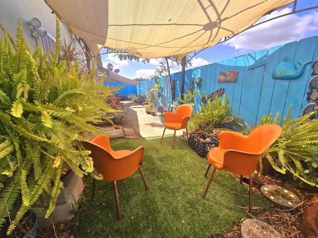450 E Bradley Avenue, El Cajon CA: https://media.crmls.org/mediaz/f51b7a7a-c1c0-49ad-856f-ce9be5f0ebb1.jpg