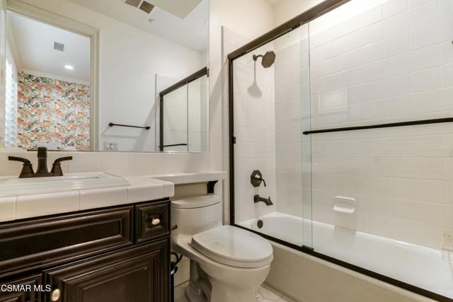 5675 Via Bonita, Newbury Park CA: https://media.crmls.org/mediaz/f51e3ae4-ea1c-454c-b347-f179ec840d2c.jpg