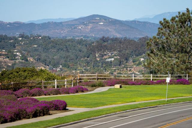 13413 Landfair Rd, San Diego CA: https://media.crmls.org/mediaz/f51f580b-6a52-4a24-b810-5027c25da49b.jpg