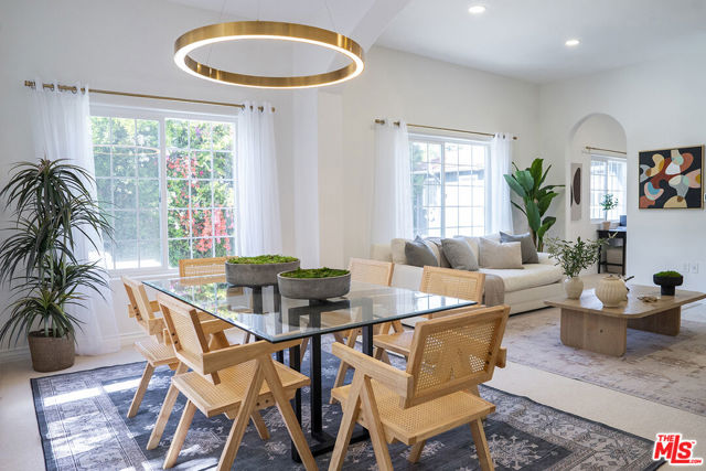 1515 N Fairfax Avenue, Los Angeles CA: https://media.crmls.org/mediaz/f51fe0c1-ac8e-4948-914a-abbf5f2f5fbc.jpg