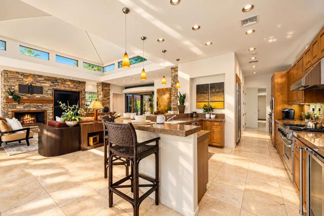 1134 Lake Vista, Palm Desert, CA 92260