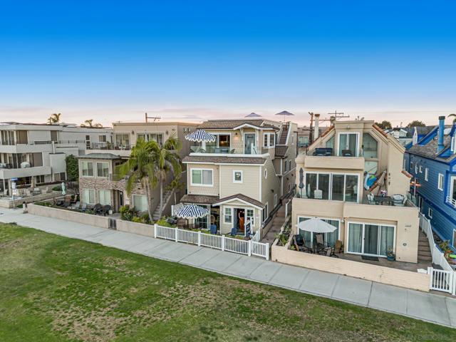 3656 Bayside Walk, San Diego, California 92109, ,Multi-Family,For Sale,Bayside Walk,250021383SD