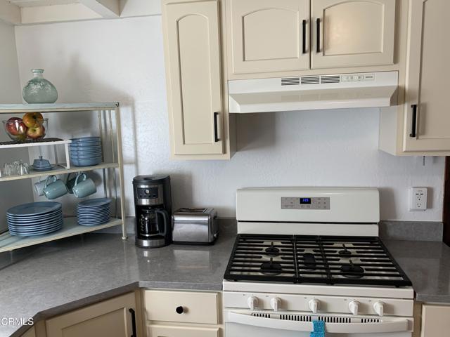 Detail Gallery Image 11 of 31 For 17620 N Highway 1, Fort Bragg,  CA 95437 - 3 Beds | 2 Baths