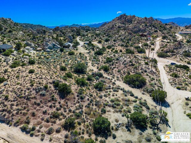 5845 Cholla Avenue, Yucca Valley, California 92284, 4 Bedrooms Bedrooms, ,3 BathroomsBathrooms,Single Family Residence,For Sale,Cholla,24386627