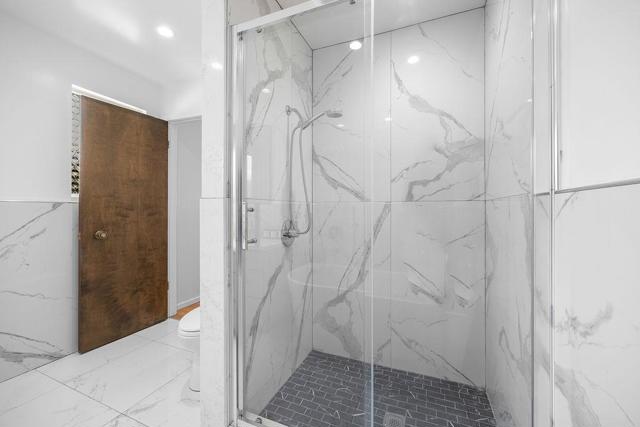 818 Clearfield Drive, Millbrae CA: https://media.crmls.org/mediaz/f5228503-3ea0-4748-92ef-0c7cefe2442a.jpg