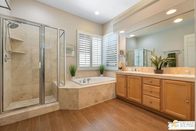 40870 Avenida Rosario, Palm Desert CA: https://media.crmls.org/mediaz/f5240d85-dc9f-4266-8751-5ee6adbeb902.jpg