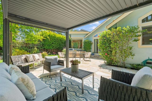 989 Lane Avenue, Mountain View CA: https://media.crmls.org/mediaz/f524333d-d358-4f24-af4d-d8f8e169a877.jpg
