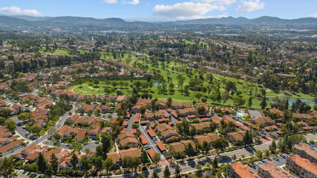 1572 Roma Dr, Vista CA: https://media.crmls.org/mediaz/f5259bb0-080a-4c6e-9338-631b8c92e9b2.jpg