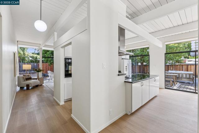 243 Santa Fe Dr, Walnut Creek CA: https://media.crmls.org/mediaz/f525a1c8-088d-481b-8d0e-50c7d1bfab6f.jpg