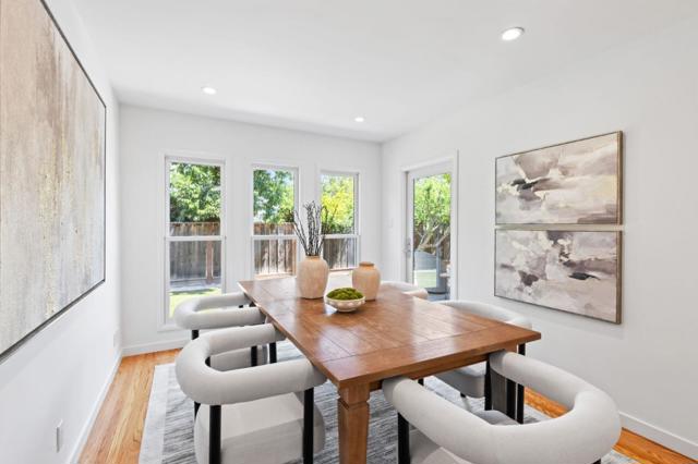 286 Hans Avenue, Mountain View CA: https://media.crmls.org/mediaz/f525b48d-d00c-4e40-b5ed-ef7b7e4c7c2a.jpg