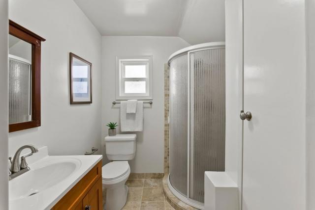 140 Virginia Avenue, Belmont CA: https://media.crmls.org/mediaz/f527d075-813a-403c-82ed-86c349f375ba.jpg