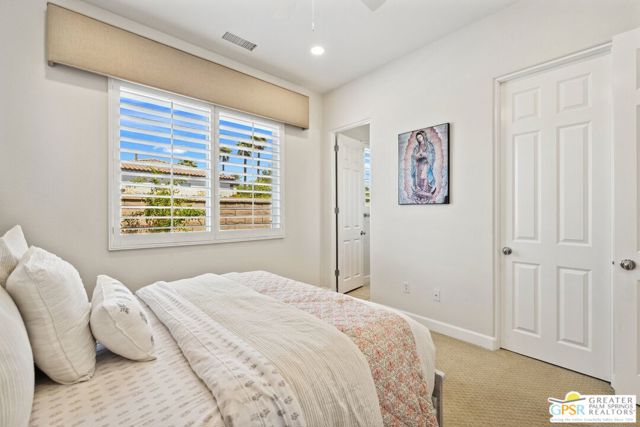 1 Toscana Way, Rancho Mirage CA: https://media.crmls.org/mediaz/f528f2e6-4e00-44d2-84e0-0b7a9560923e.jpg