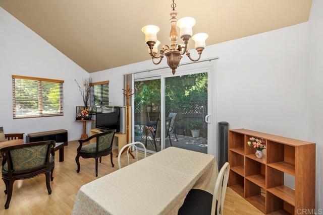 Detail Gallery Image 9 of 30 For 1145 Helix St #1,  Spring Valley,  CA 91977 - 3 Beds | 2 Baths