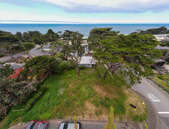0 10th Street, Montara CA: https://media.crmls.org/mediaz/f5296938-a0d3-487d-b33d-b91112492aaf.jpg