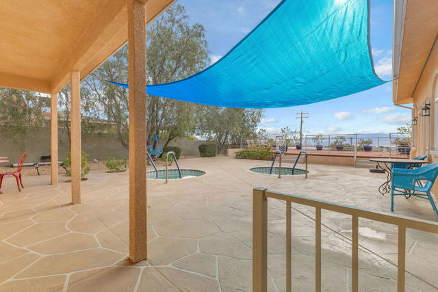 12622 Miracle Hill Road, Desert Hot Springs CA: https://media.crmls.org/mediaz/f5299938-f172-4ef4-8b64-f3d159211eb8.jpg