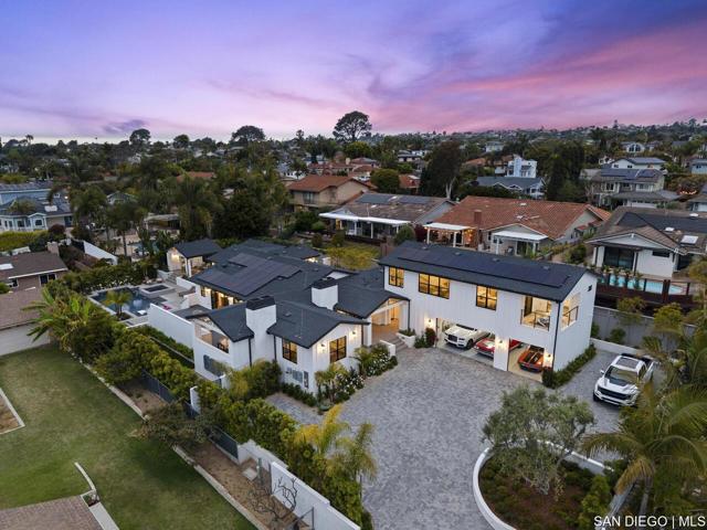1170 Chinquapin AVE, Carlsbad CA: https://media.crmls.org/mediaz/f529a081-95dd-420c-babe-96bfe341b7e6.jpg