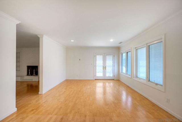 Image 20 of 52 For 17784 Via Graacia