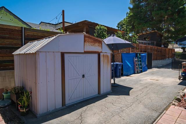620 Sunset Drive, Vista CA: https://media.crmls.org/mediaz/f52c1088-0d0b-419d-a024-06ea378231ae.jpg