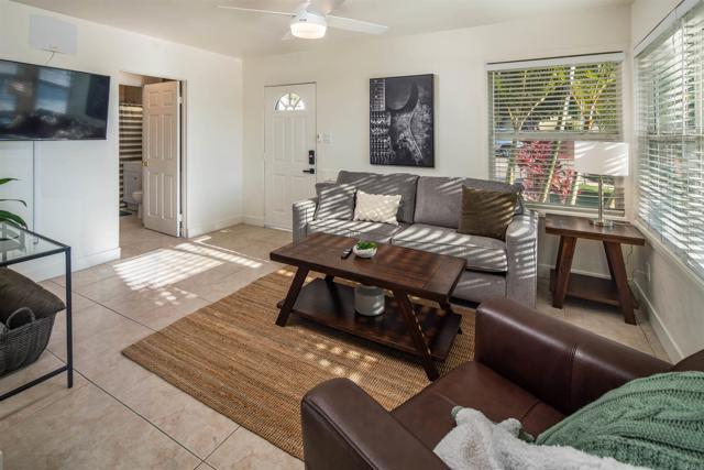 2604 06 Juan Street, San Diego CA: https://media.crmls.org/mediaz/f52c1220-1486-4cf5-8133-54dc9570b527.jpg