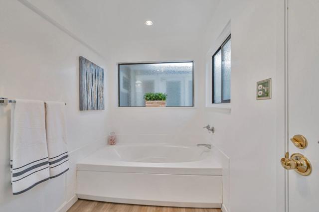 828 Hawthorne Way, Millbrae CA: https://media.crmls.org/mediaz/f52e269a-8ad0-43f3-9678-94b78e079d16.jpg