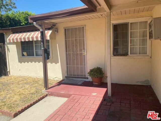 13839 Roscoe Boulevard photo 5