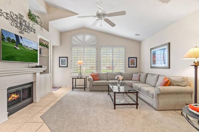 76788 Kybar Road, Palm Desert CA: https://media.crmls.org/mediaz/f52f45af-4c71-4b32-927f-014fa38965cb.jpg