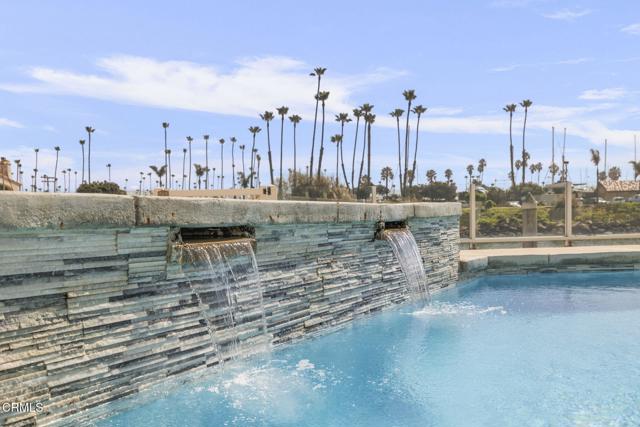 3097 Bayshore Avenue, Ventura CA: https://media.crmls.org/mediaz/f53055db-5810-44ca-89eb-5c3262570ace.jpg