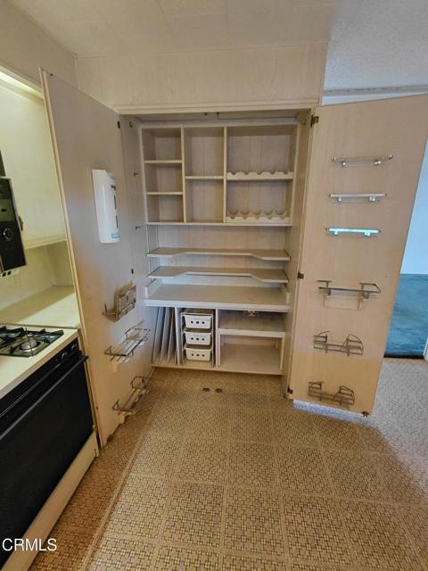 Detail Gallery Image 16 of 37 For 195 Tierra Rejada Rd #190,  Simi Valley,  CA 93065 - 2 Beds | 2 Baths