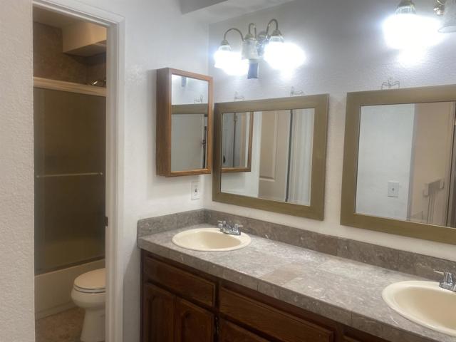 Detail Gallery Image 9 of 15 For 390 E Madison #E,  El Cajon,  CA 92020 - 2 Beds | 1/1 Baths