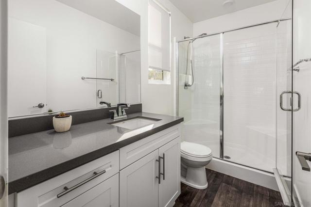 Image 15 of 70 For 8988 Trailridge Ave