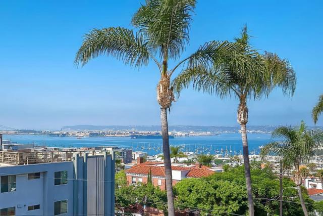 Detail Gallery Image 1 of 1 For 2414 Front St #39,  San Diego,  CA 92101 - 2 Beds | 2 Baths